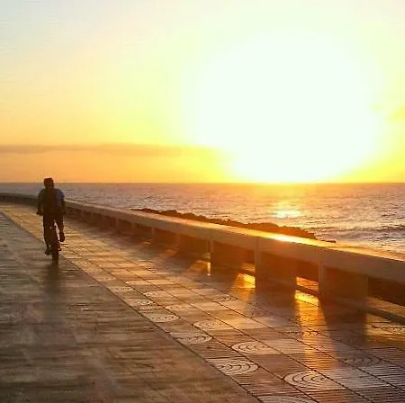 Centrico Piso Cerca De La Playa De 4 Dormitorios 大加那利岛拉斯帕尔马斯