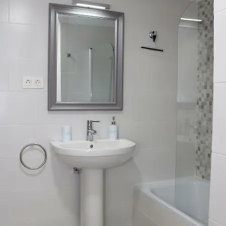Centrico Piso Cerca De La Playa De 4 Dormitorios